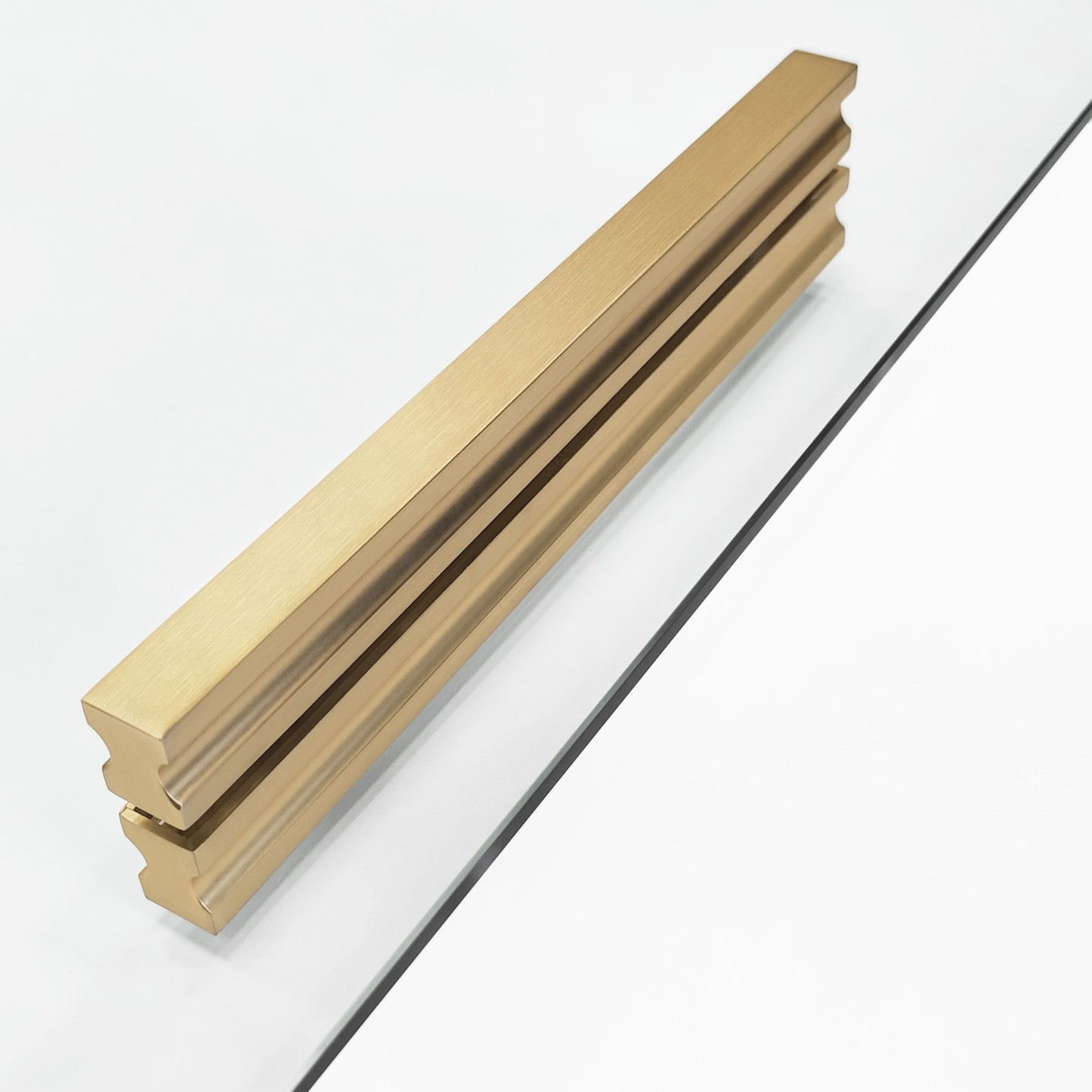 Ușă de duș Rea Montana 140 Gold brush 6