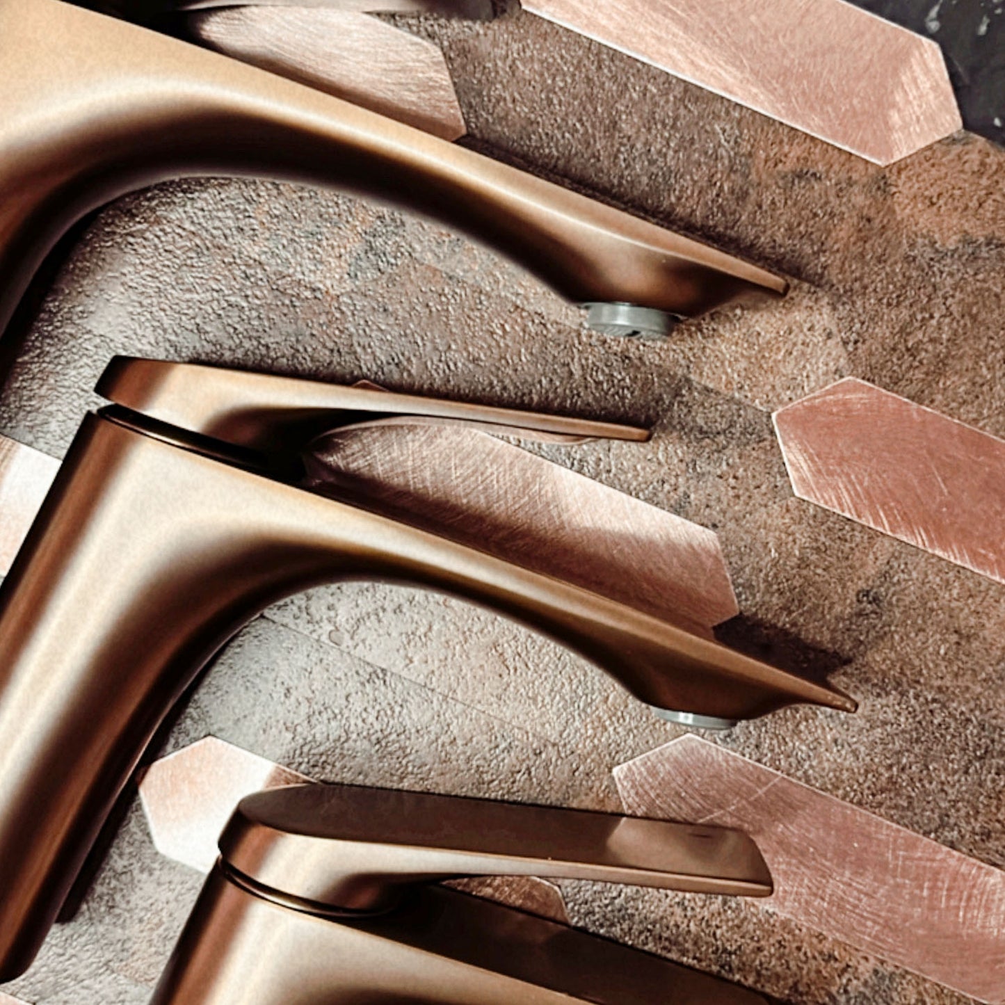Baterie Pentru Bideu Rea Avalon Copper Brush 3