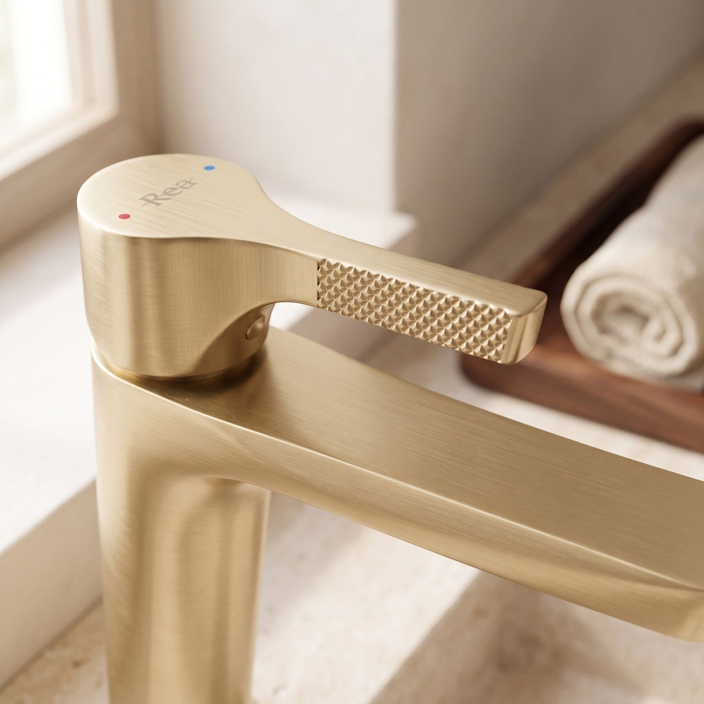 Baterie Pentru Baie PREMIUM Rea Maxim Brush Gold Low 3