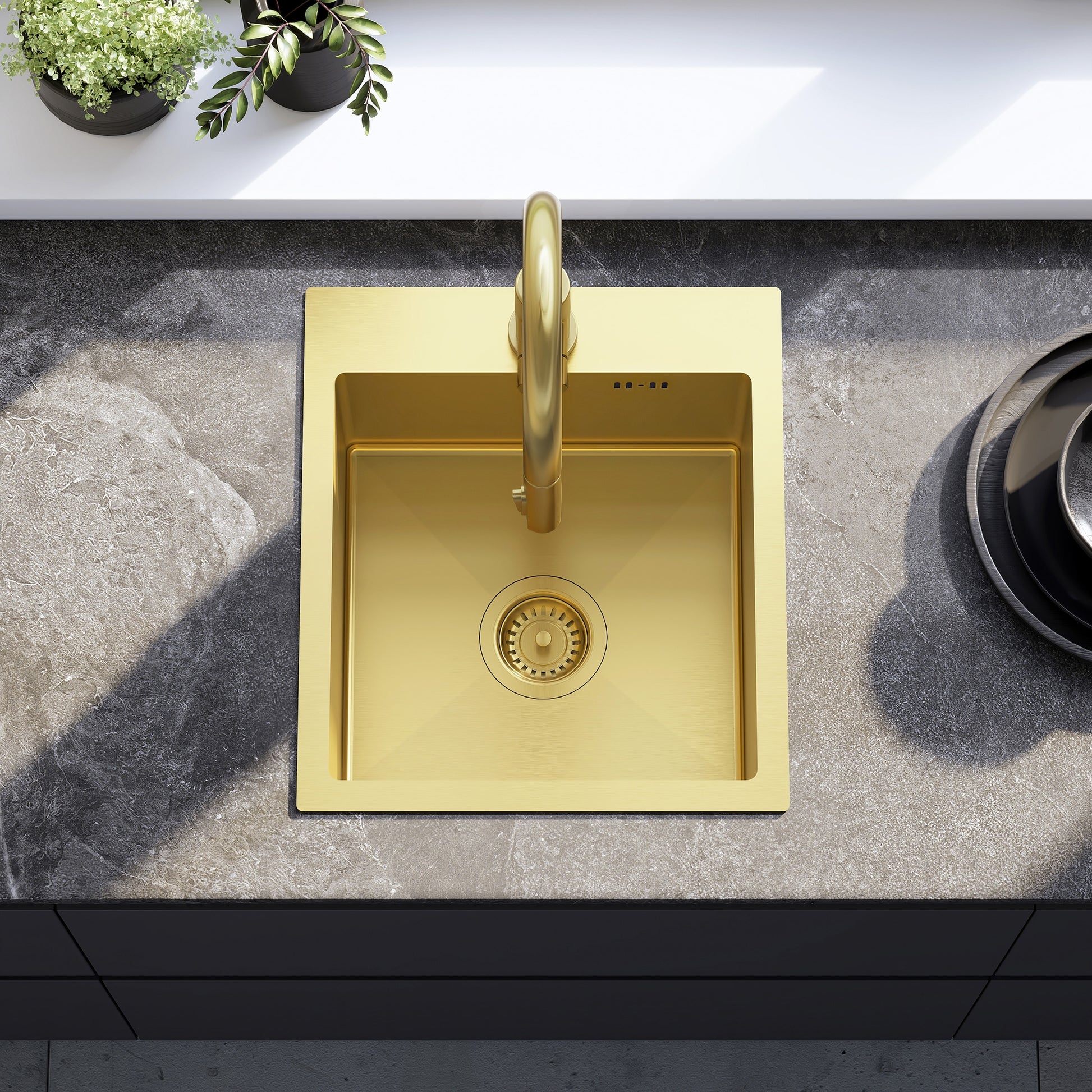Chiuvetă Inox Leo 40 Brush Gold cu robinet de bucătărie 4