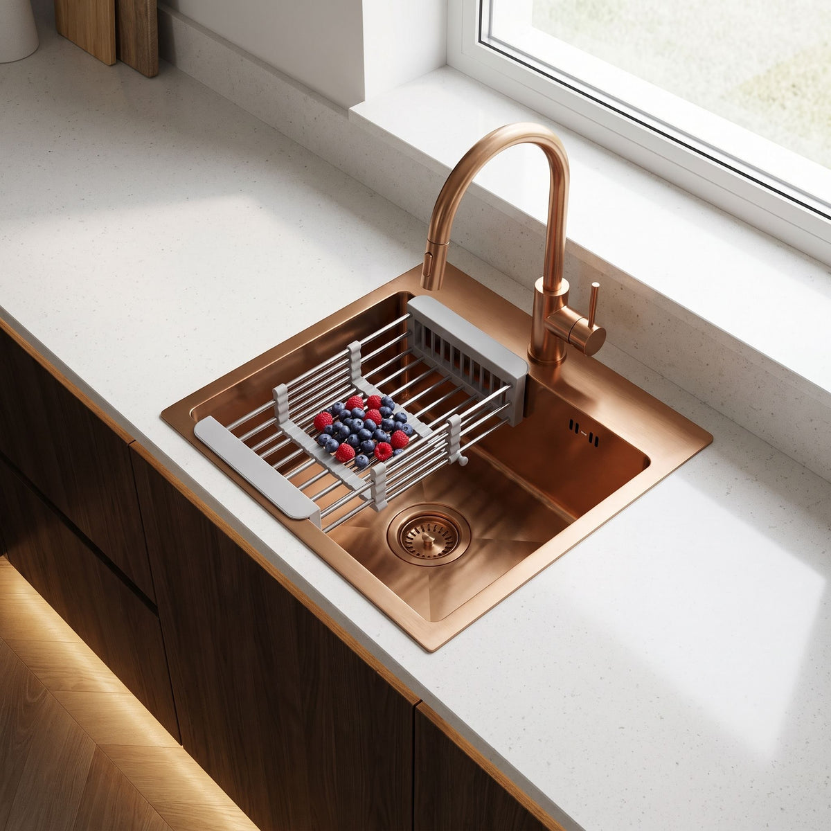 Chiuvetă Din Oțel Cu Set De Accesorii 3 Buc. REA Leo 40 Brush Copper Accesorii Gri 7
