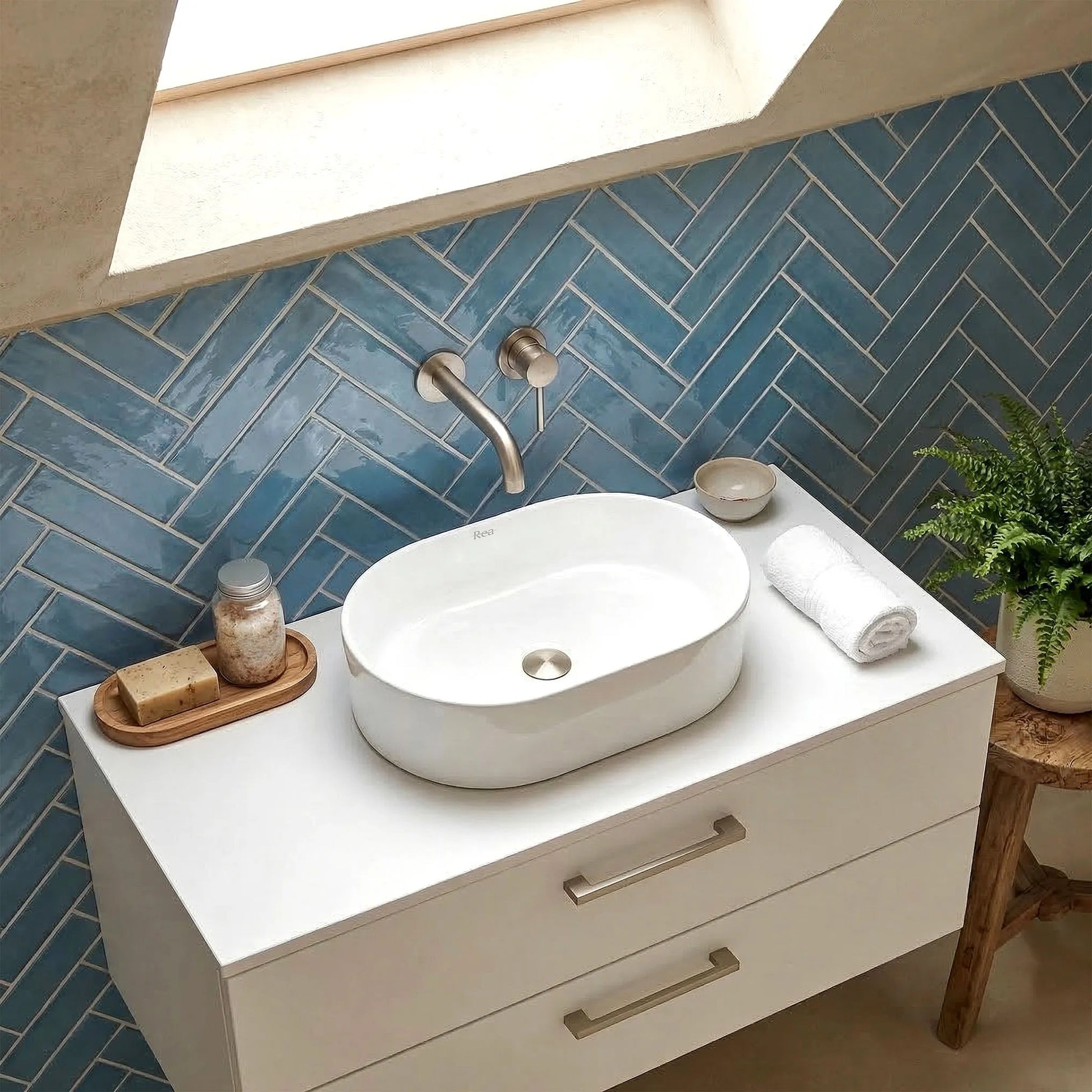 Lavoar ceramic pentru blat Rea Nadia 46  2
