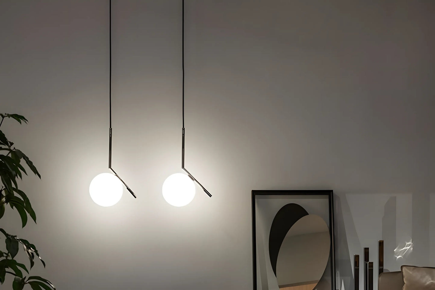 Lampă de tavan suspendata din sticlă aurie alba G107-1W BLACK WHITE  3
