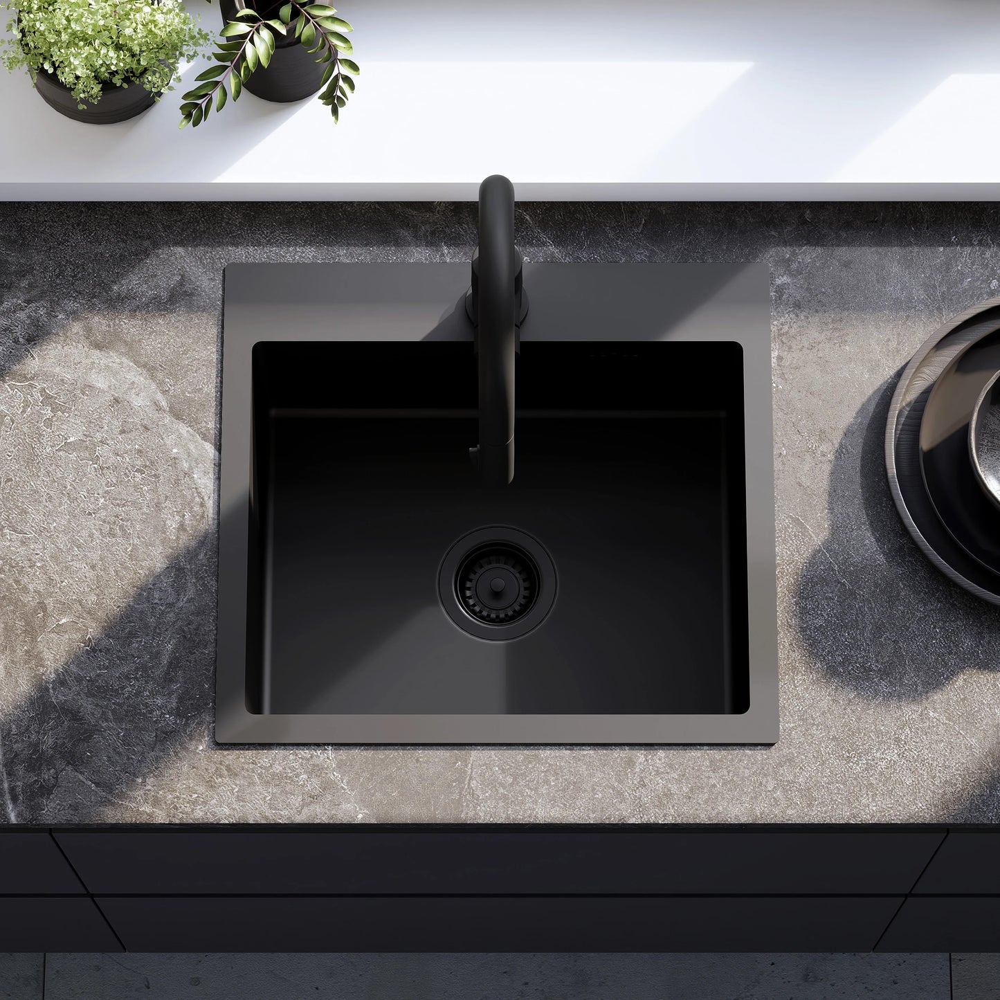 Chiuvetă inox Leo 50 Black cu robinet de bucătărie 3