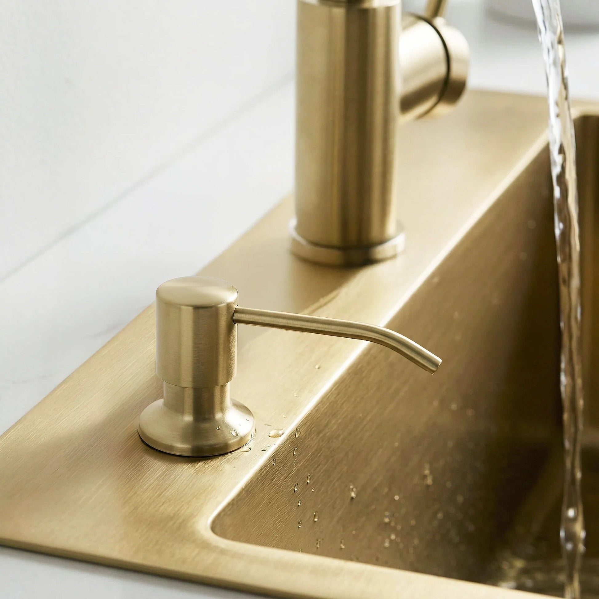 Dispenser chuveta pentru detergent Rea LON Brush Gold  3