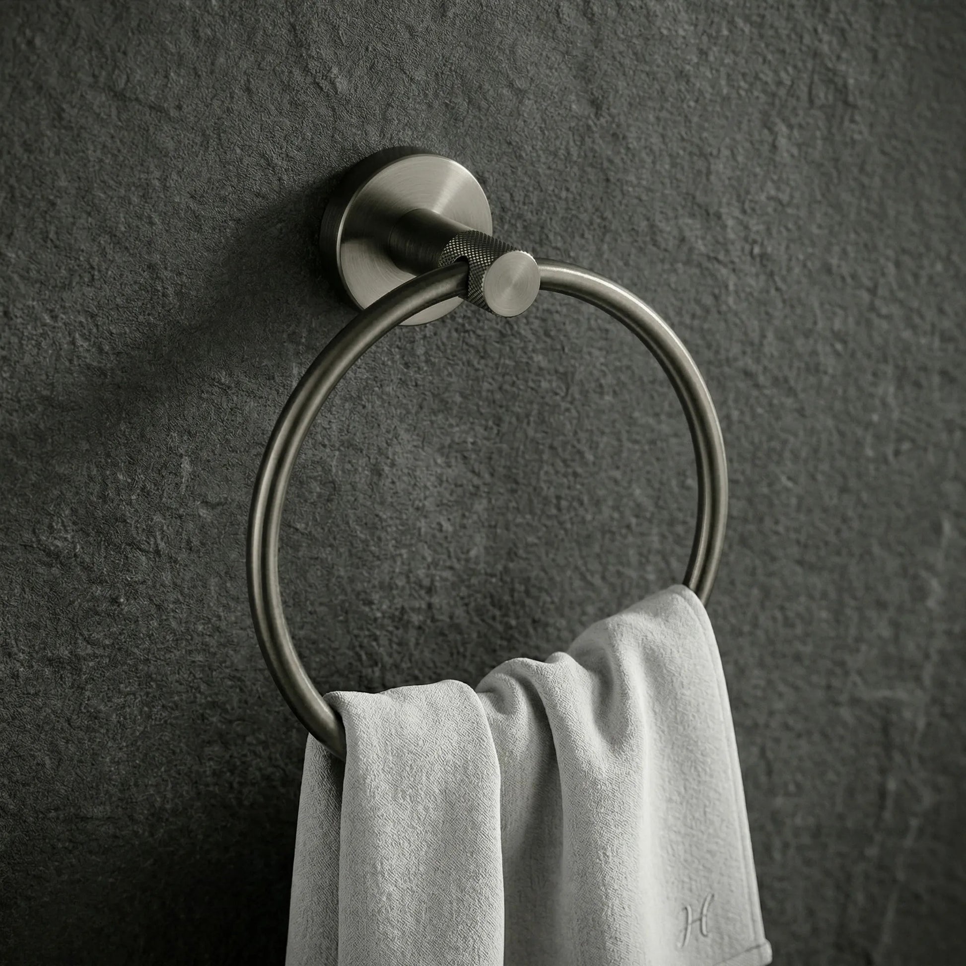 Cuier de baie Ring 6610 Modern Titan  4