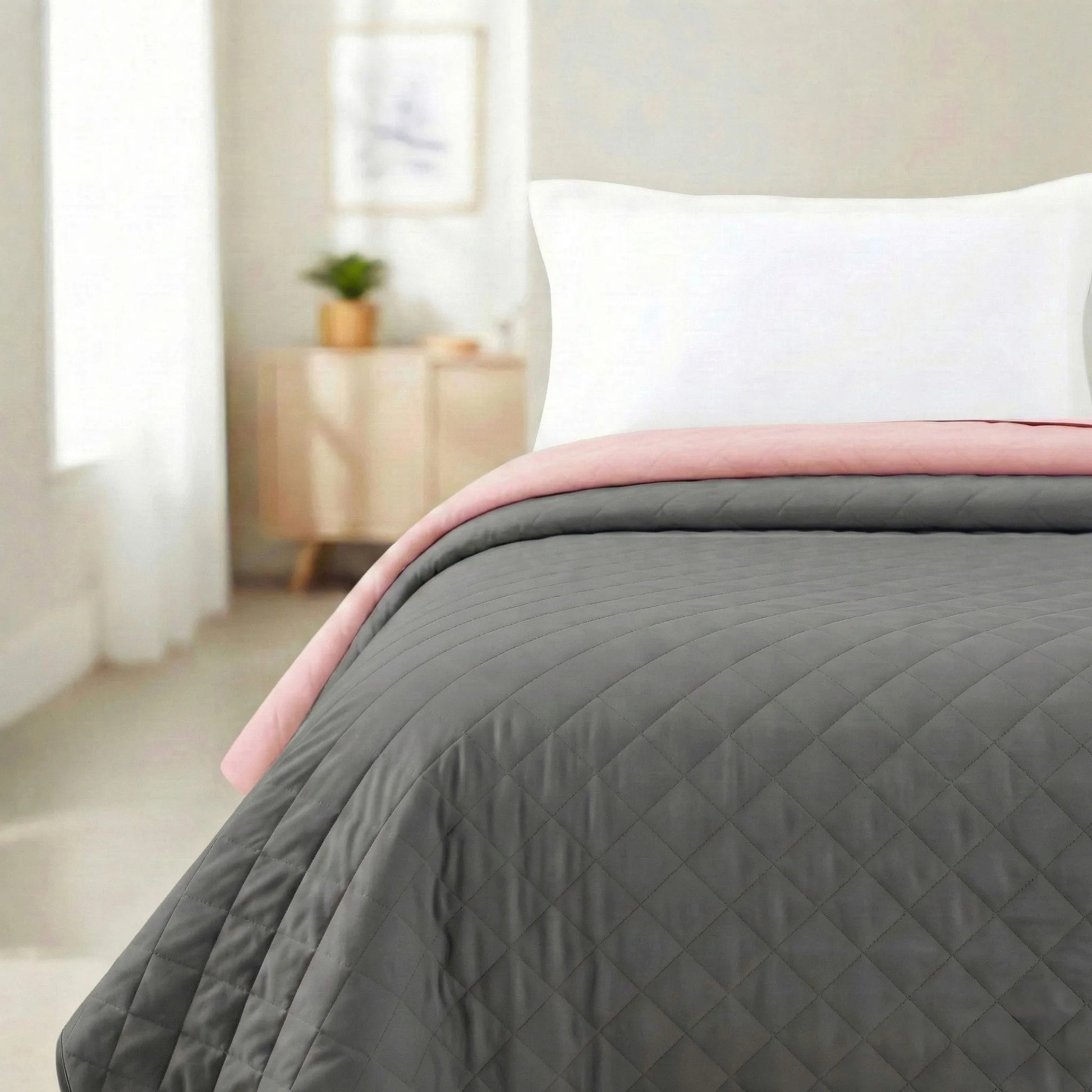 Cuvertura Cu Doua Fete Matlasata Inez Gri Inchis-Roz 220x240 4