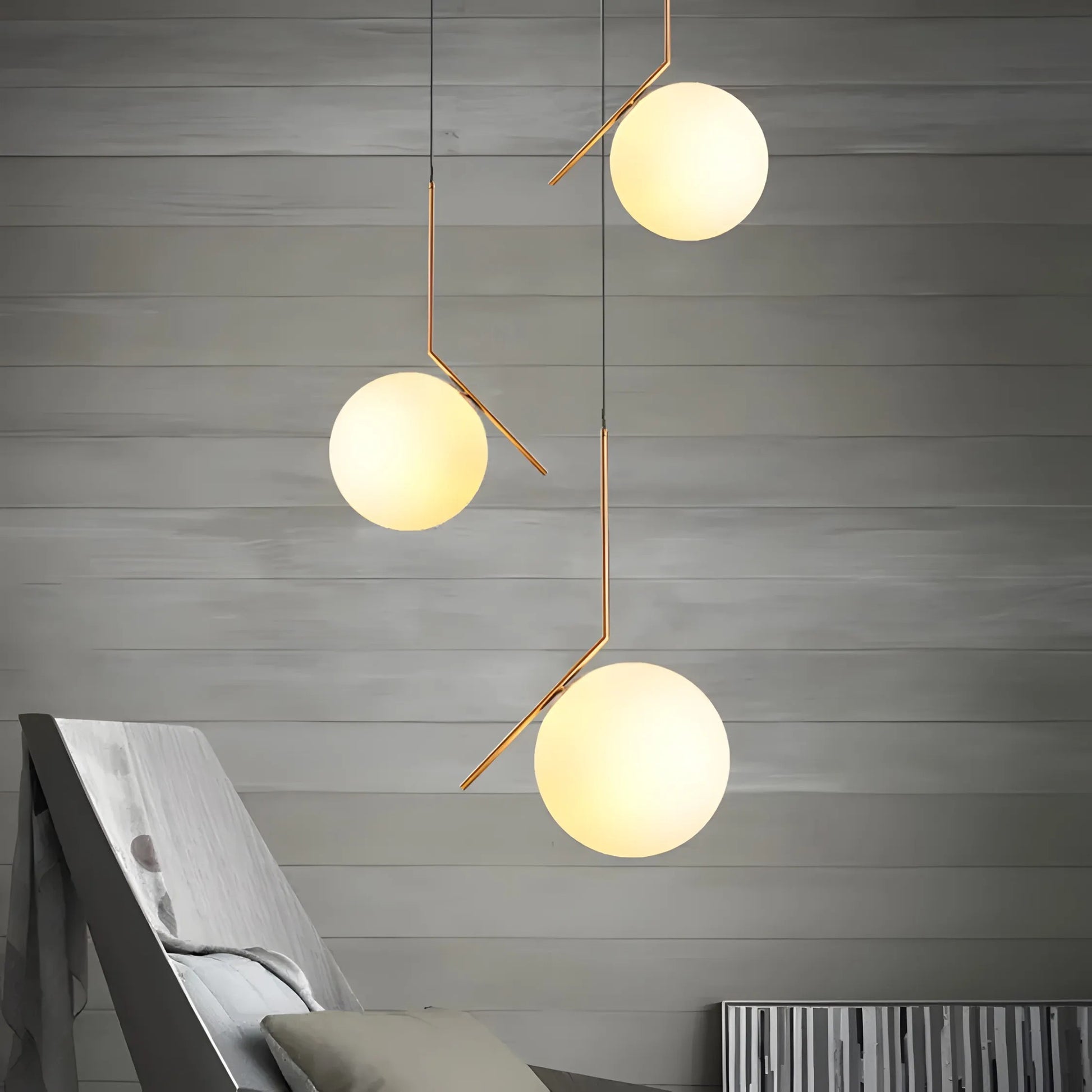 Lampă de tavan suspendata din sticlă aurie alba G106-1W Gold White  4