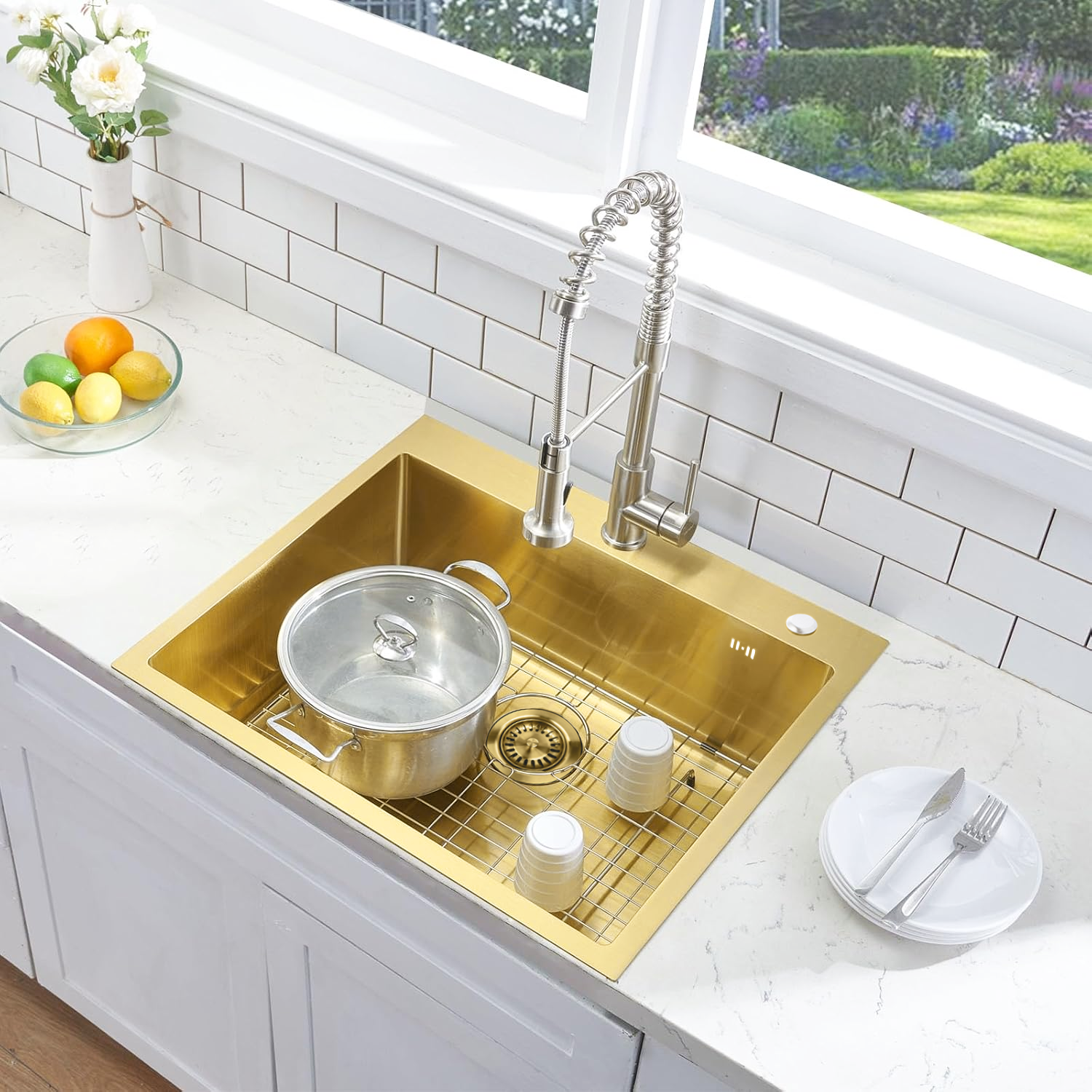 Chiuvetă inox Liam BRUSH GOLD cu robinet de bucătărie 9