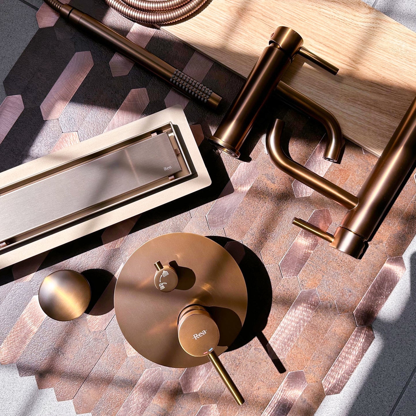 Rigola Dus Rea Neox Pro Brushed Copper 80  4