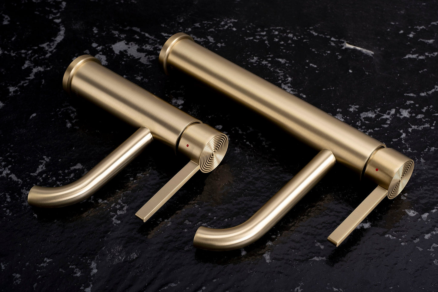 Baterie Pentru Baie Rea Foster Brush Gold High  5