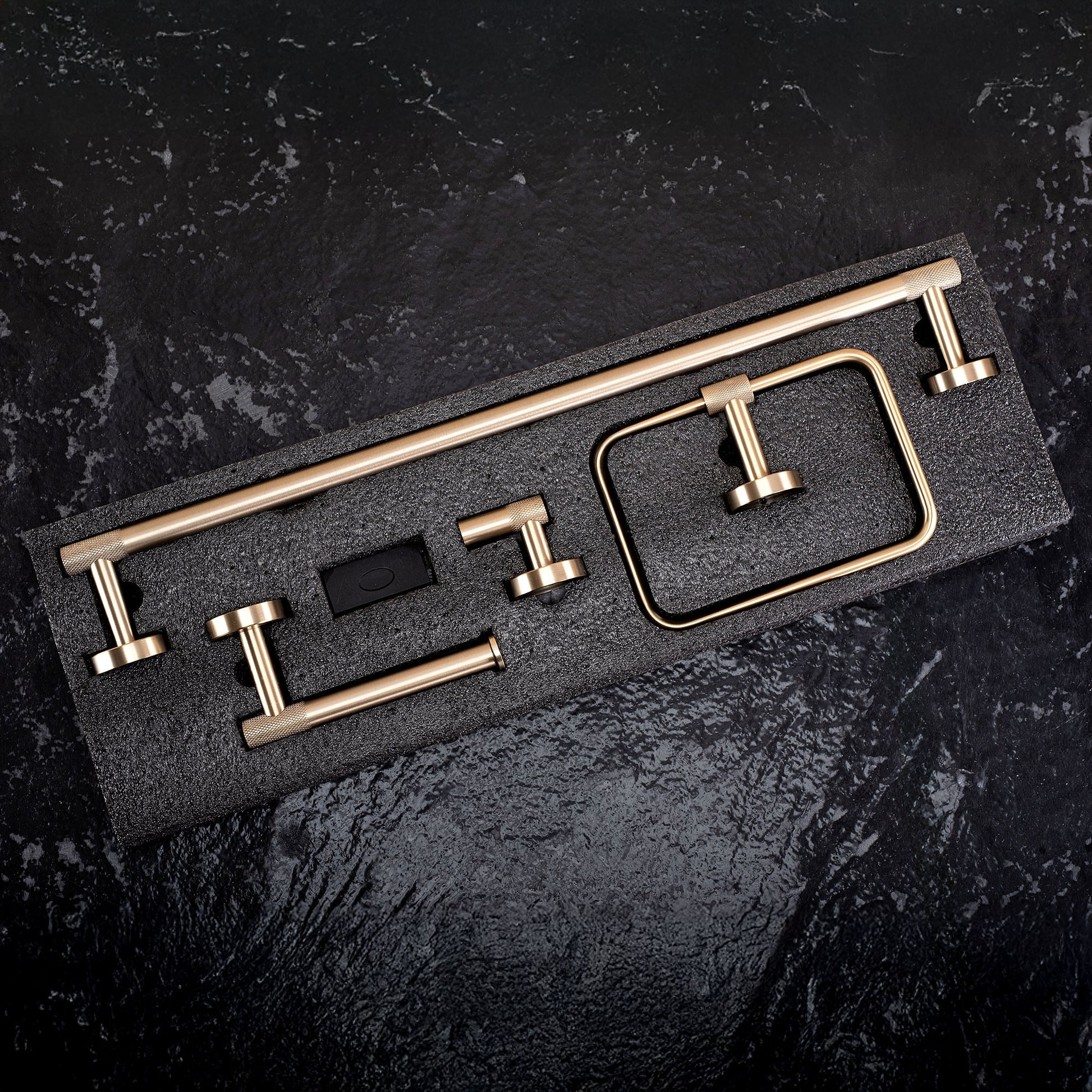 Set Accesorii Pentru Baie Grid Brush Gold 4 Piese  7