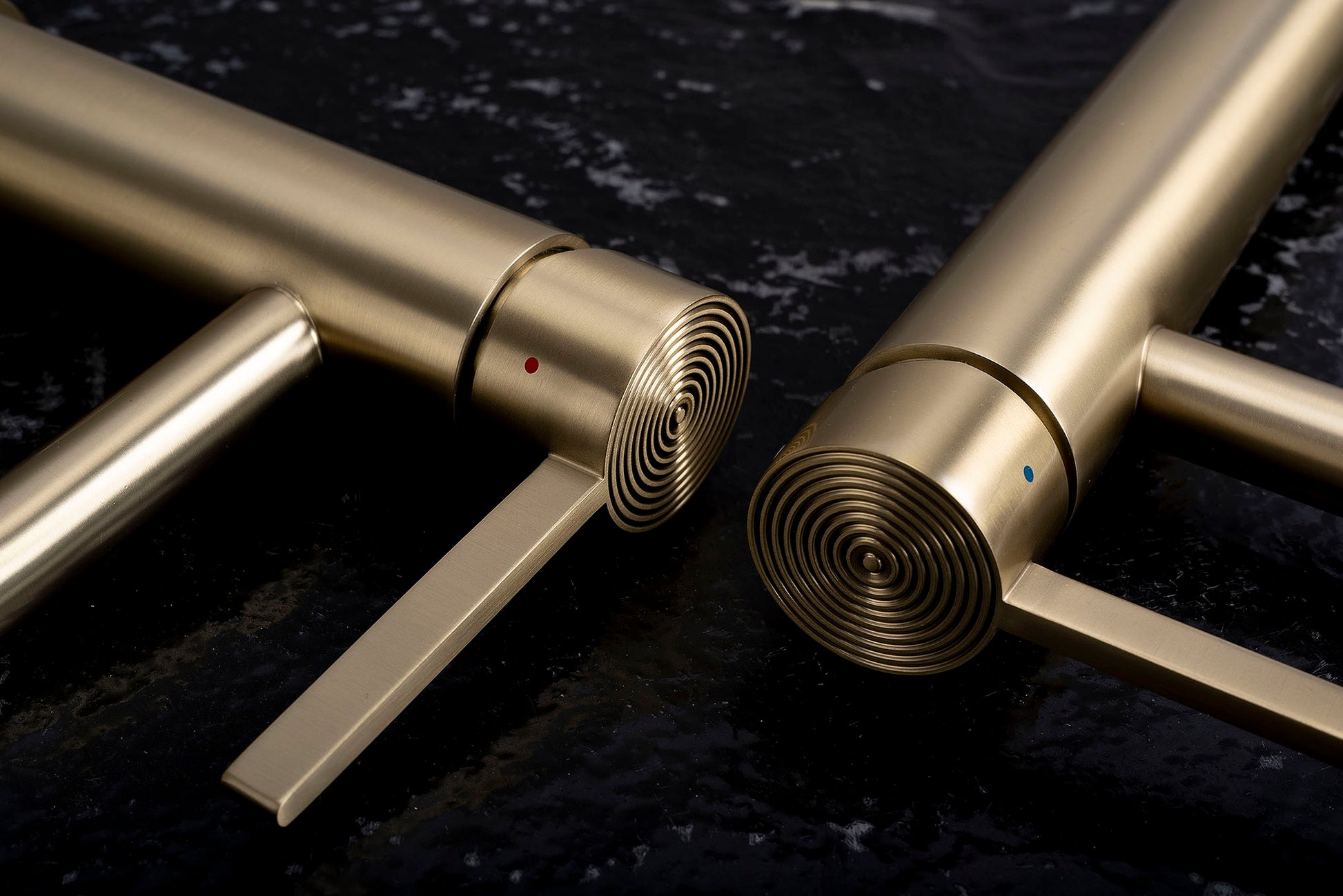 Baterie Pentru Baie Rea Foster Brush Gold High  4