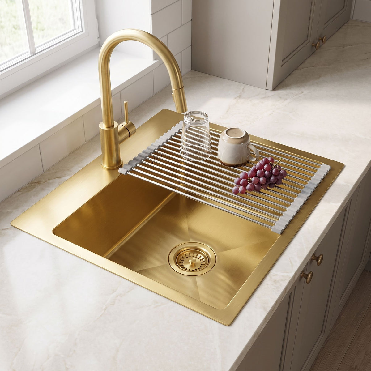Chiuvetă Din Oțel Cu Set De Accesorii 3 Buc. REA Leo 40 Brush Gold Accesorii Bej 5