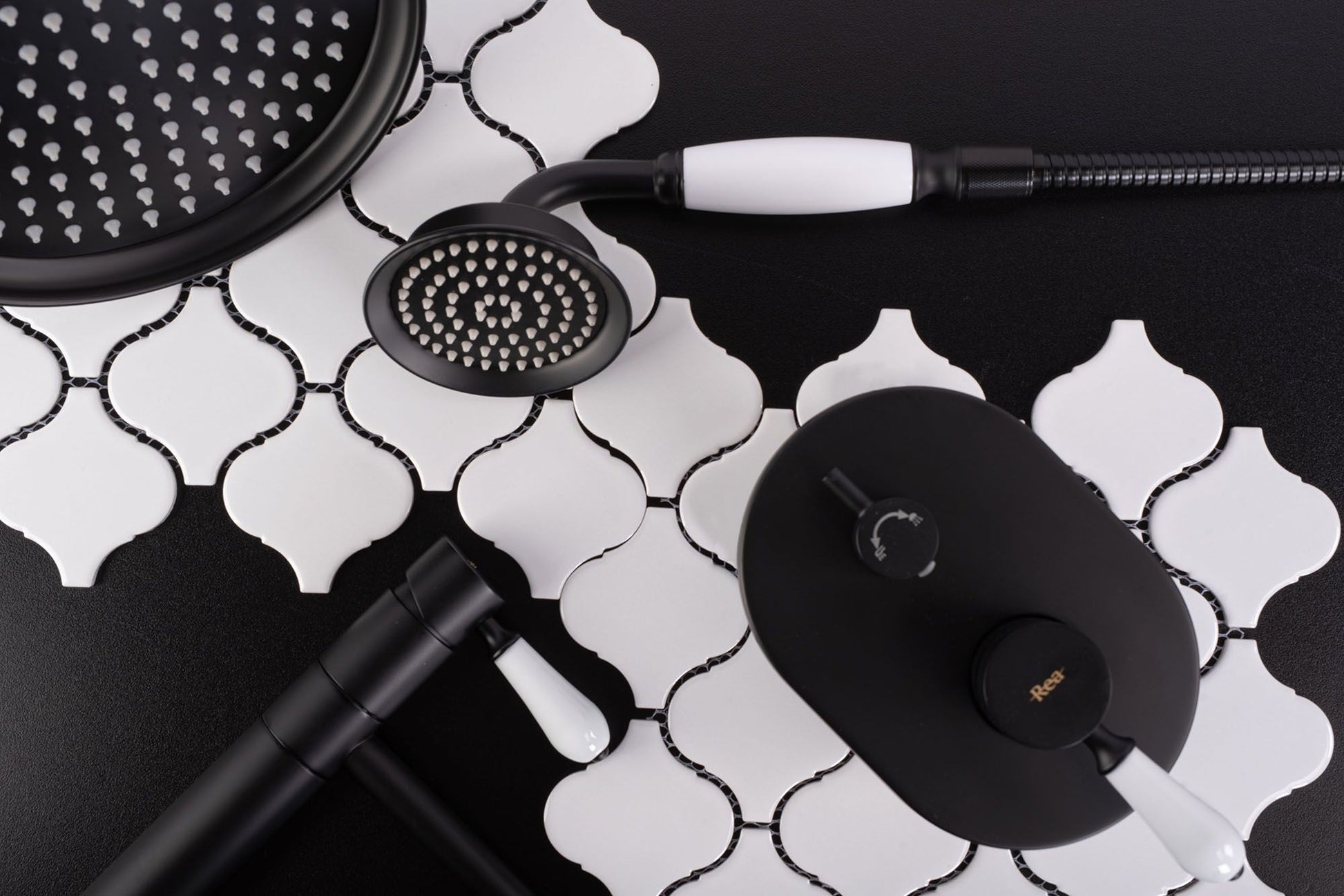 Set de dus incastrat Rea Serra Black + BOX 6