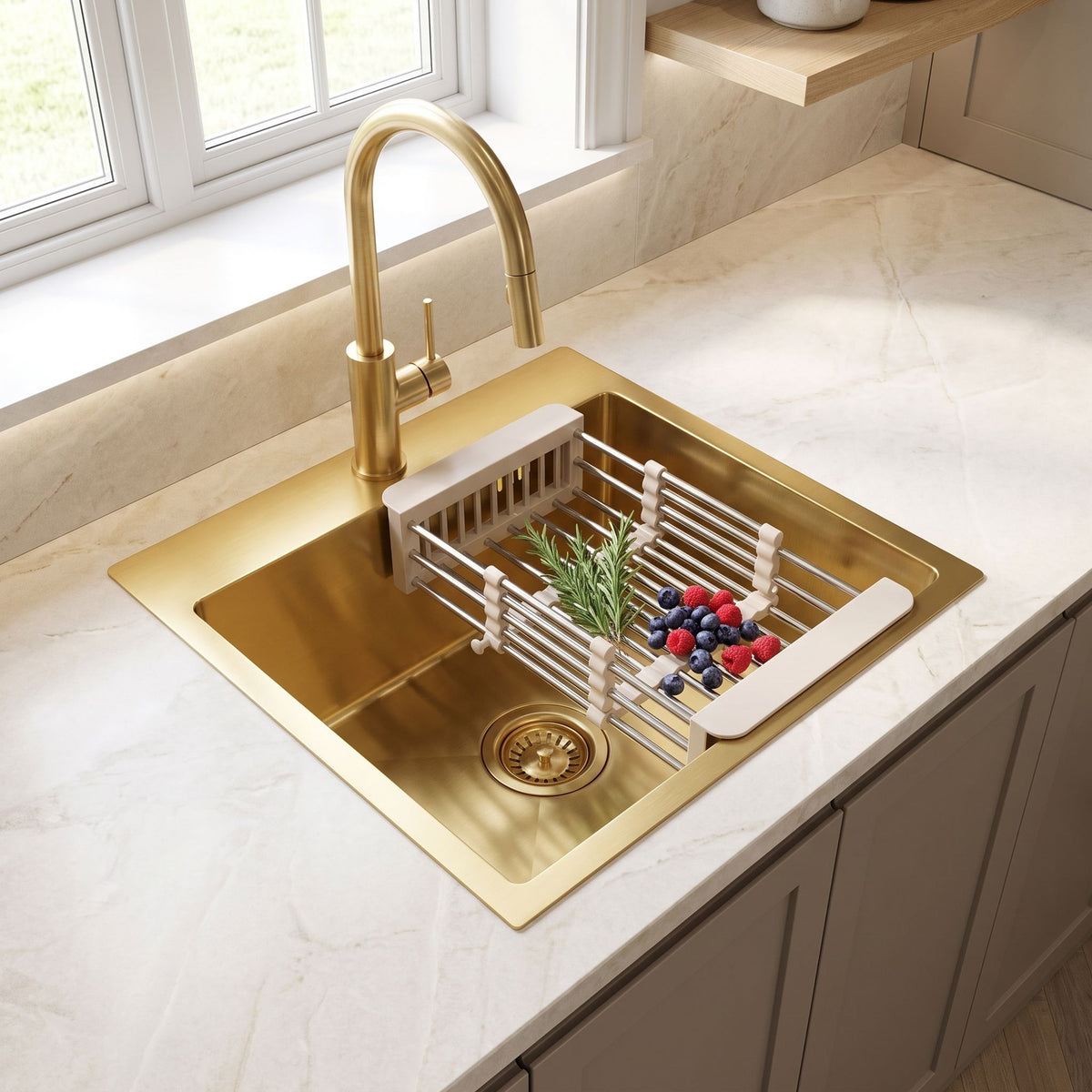 Chiuvetă Din Oțel Cu Set De Accesorii 3 Buc. REA Leo 40 Brush Gold Accesorii Bej 6