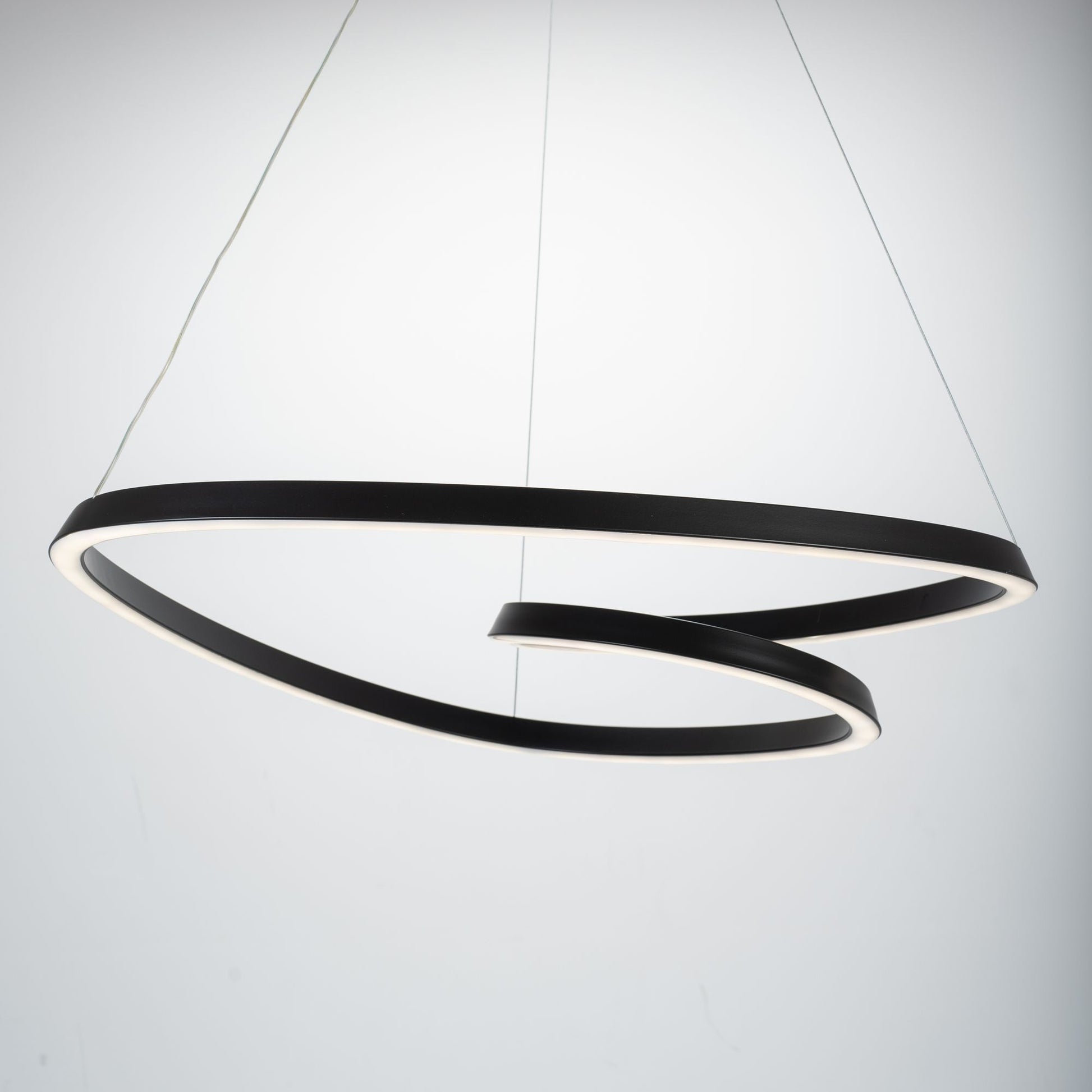 Lampă suspendată de tavan LED modern + telecomandă APP796-cp Negru  4