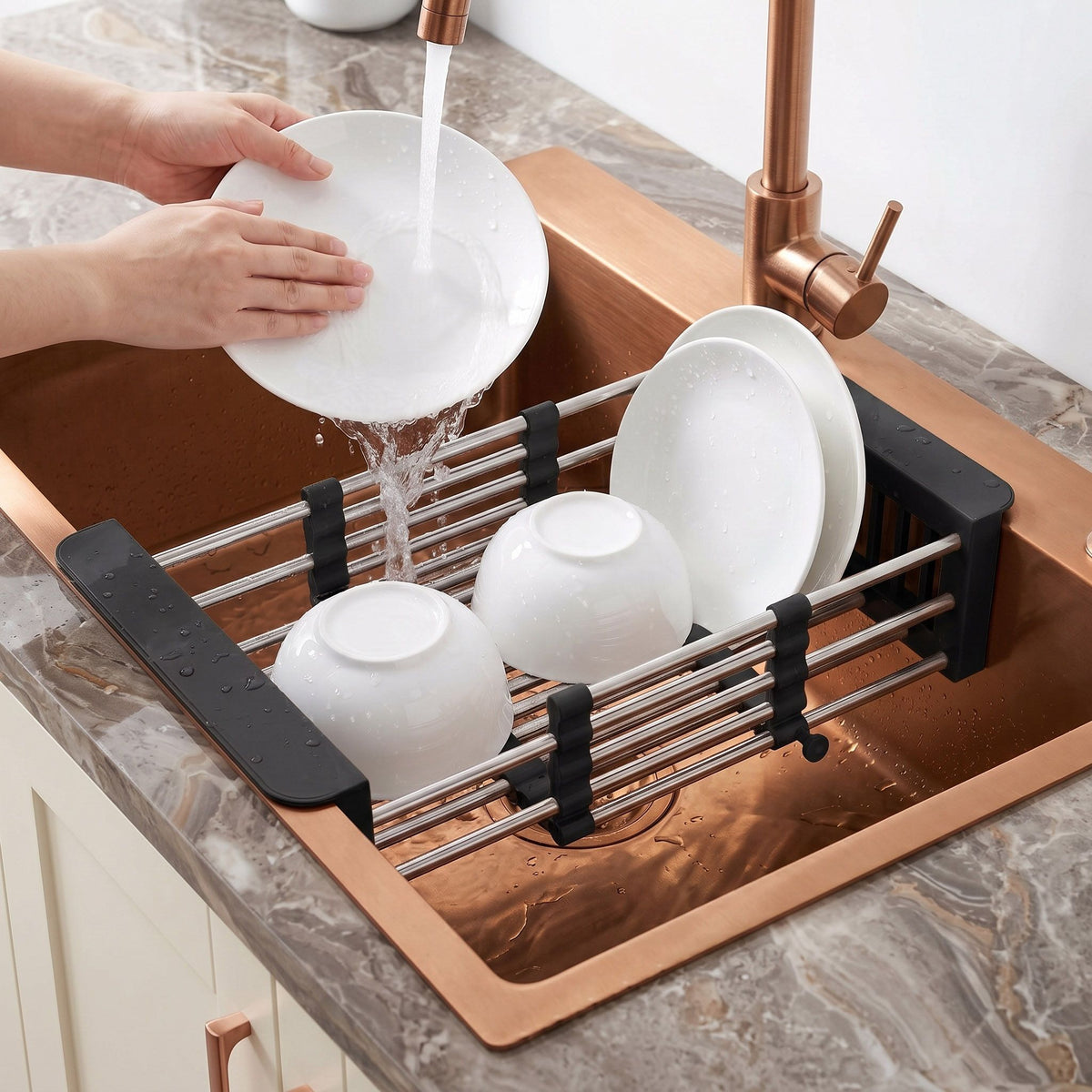 Chiuvetă Din Oțel Cu Set De Accesorii 3 Buc. REA Liam Brush Copper Accesorii Bej 5
