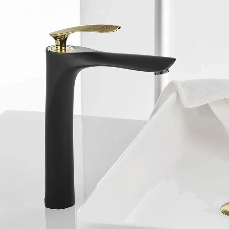 Baterie pentru baie Rea Orbit Black Gold high  2