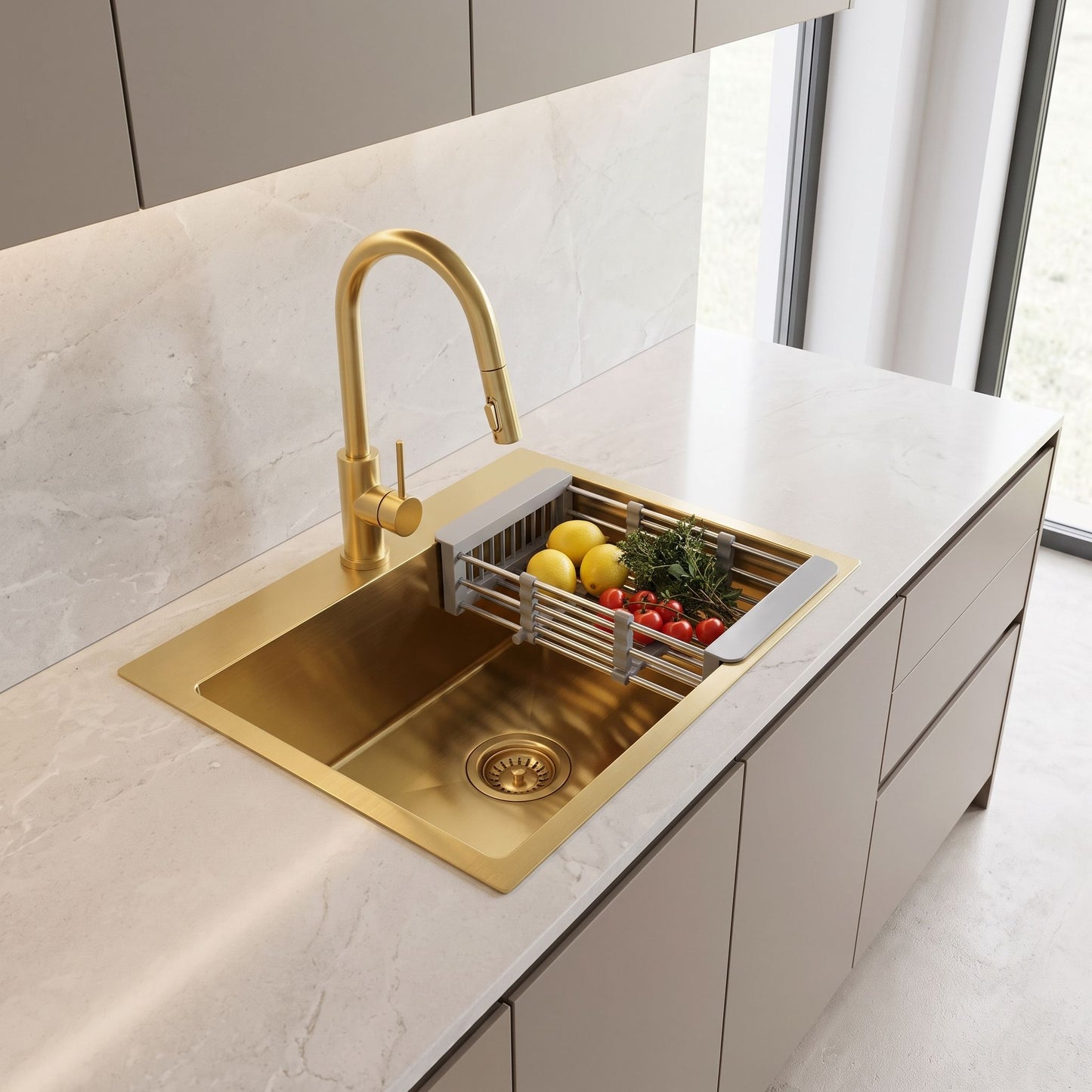 Chiuvetă Din Oțel Cu Set De Accesorii 3 Buc. REA Leo 50 Brush Gold Accesorii Negre 5