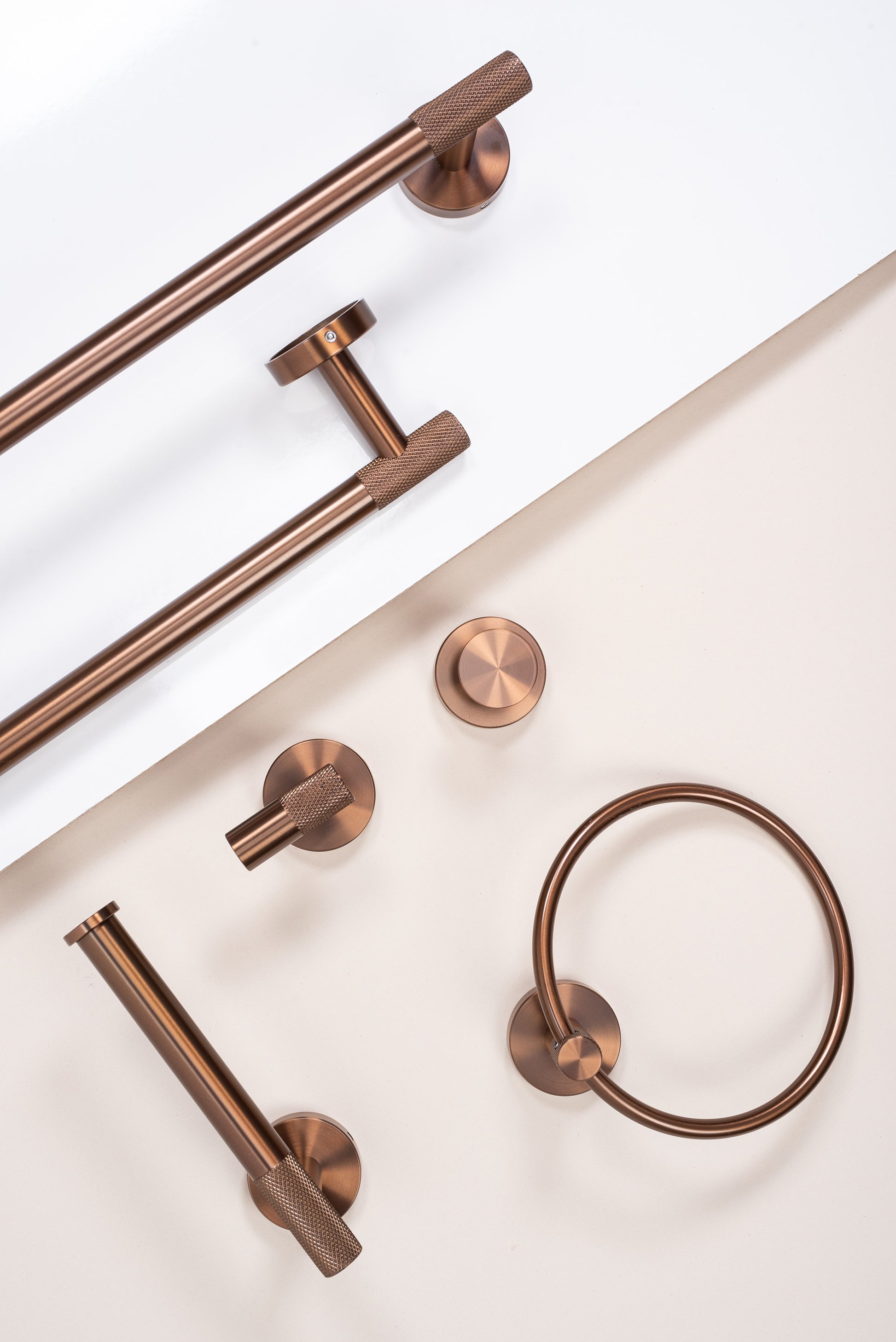 Cuier de baie Ring 6610 Modern Brush Copper  7