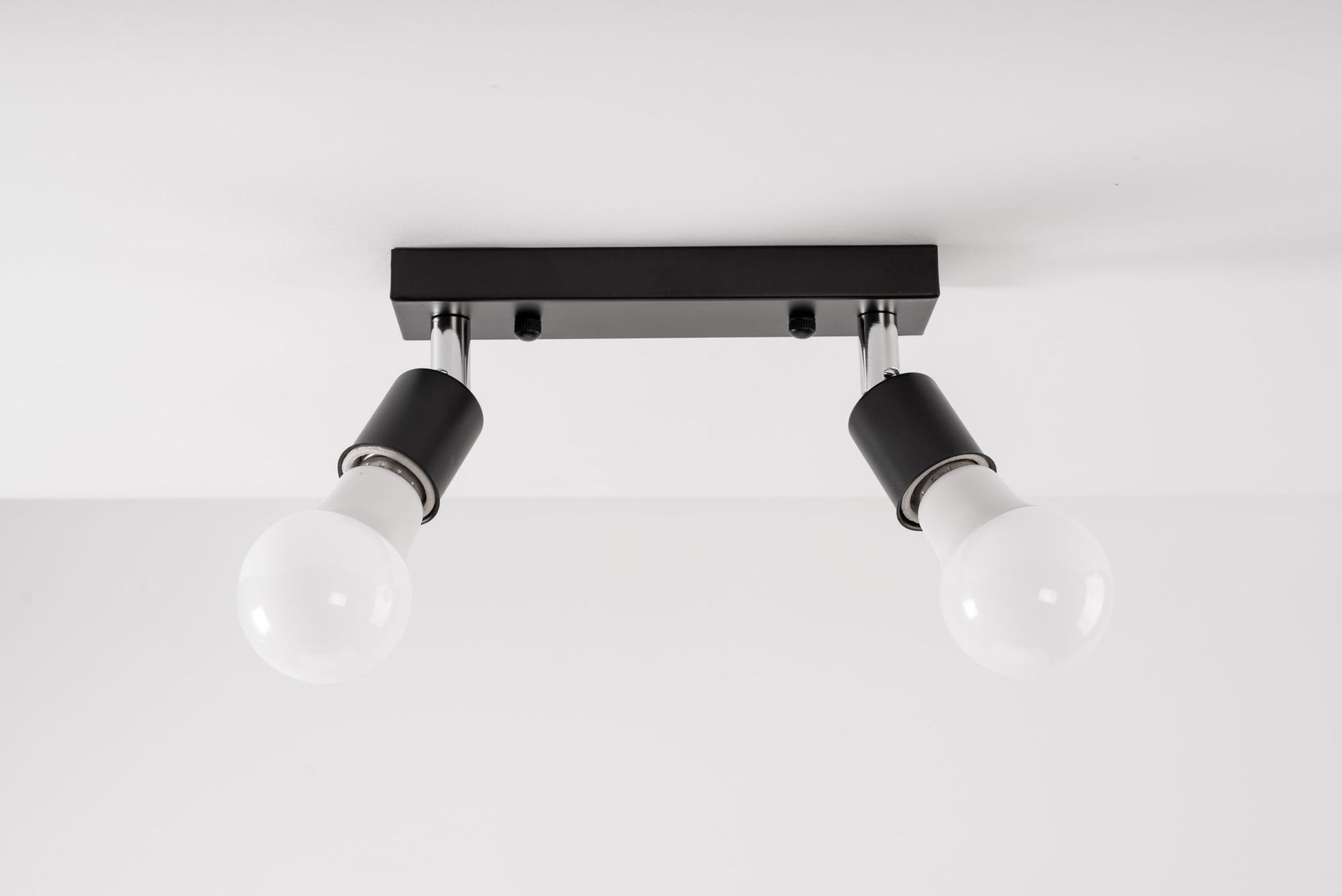 Lampa DE TAVAN Reflector Black APP696-2C  3