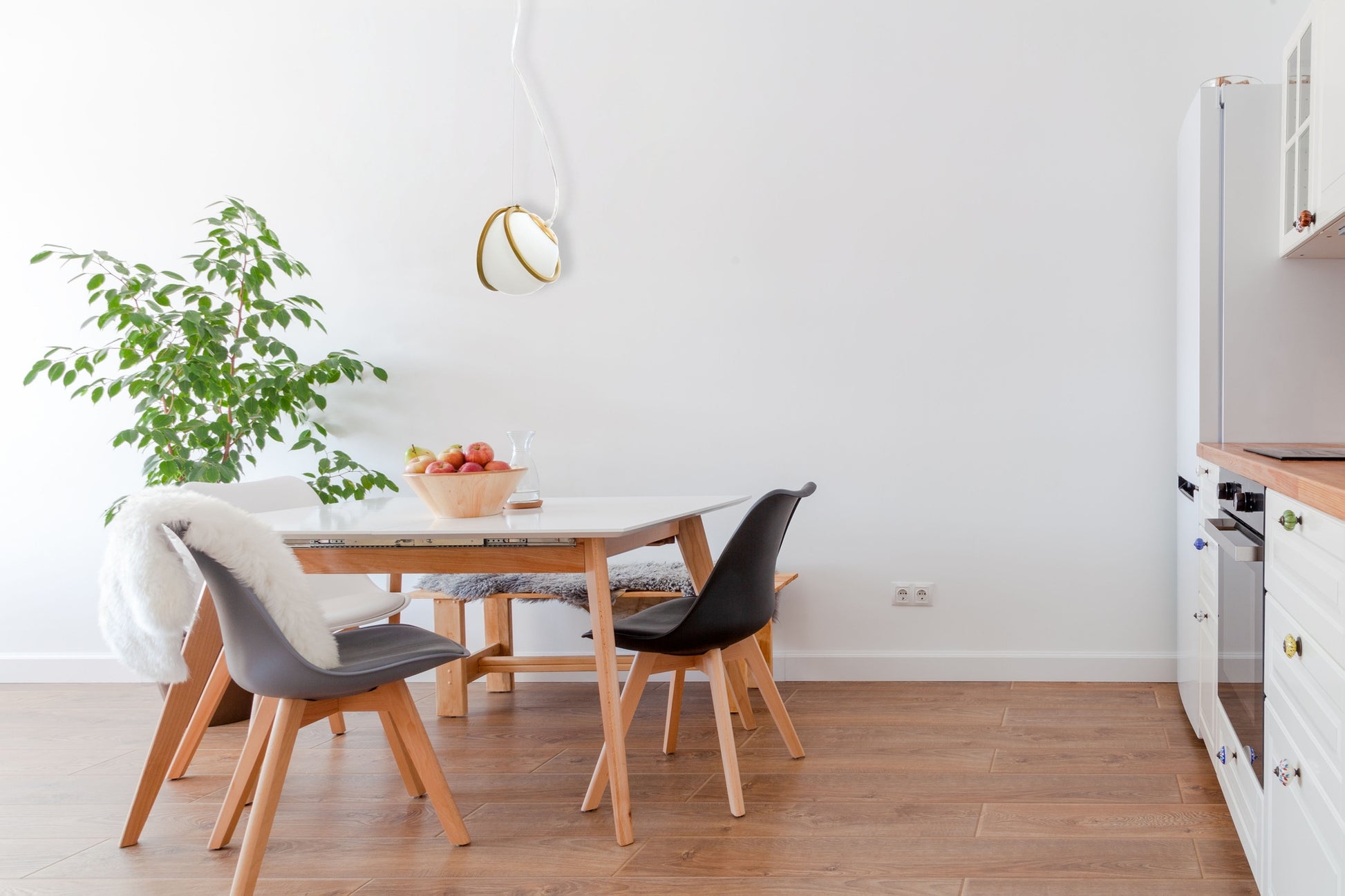 Lampa APP1088-1CP Gold White  4