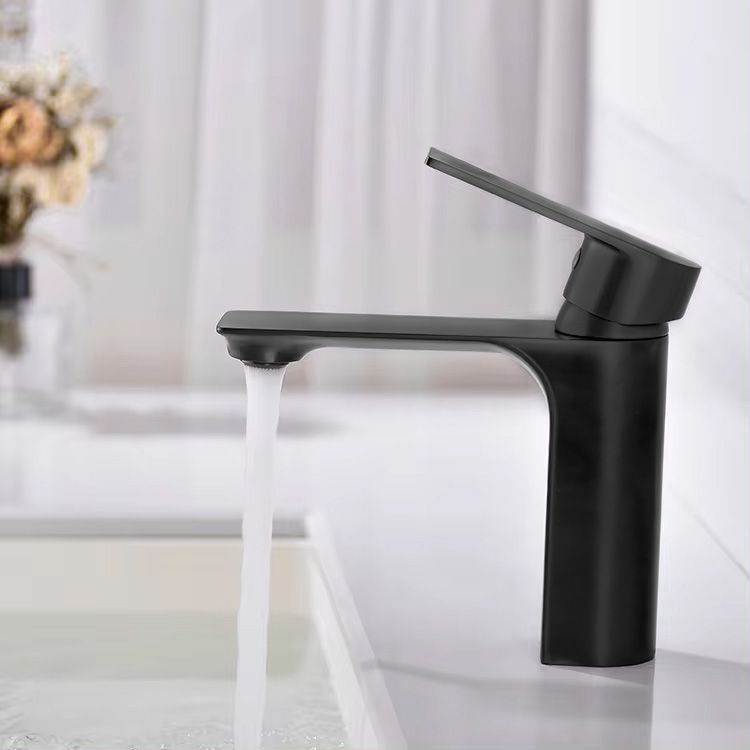 Baterie pentru baie REA Urban Black Low  2